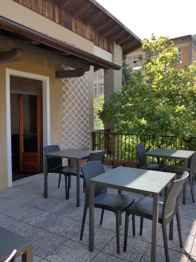 La Tana Rooms Lenno Exterior foto